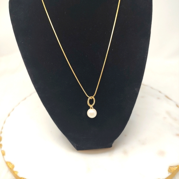 NWT Talbots gold and pearl minimalist single strand necklace - Picture 4 of 6